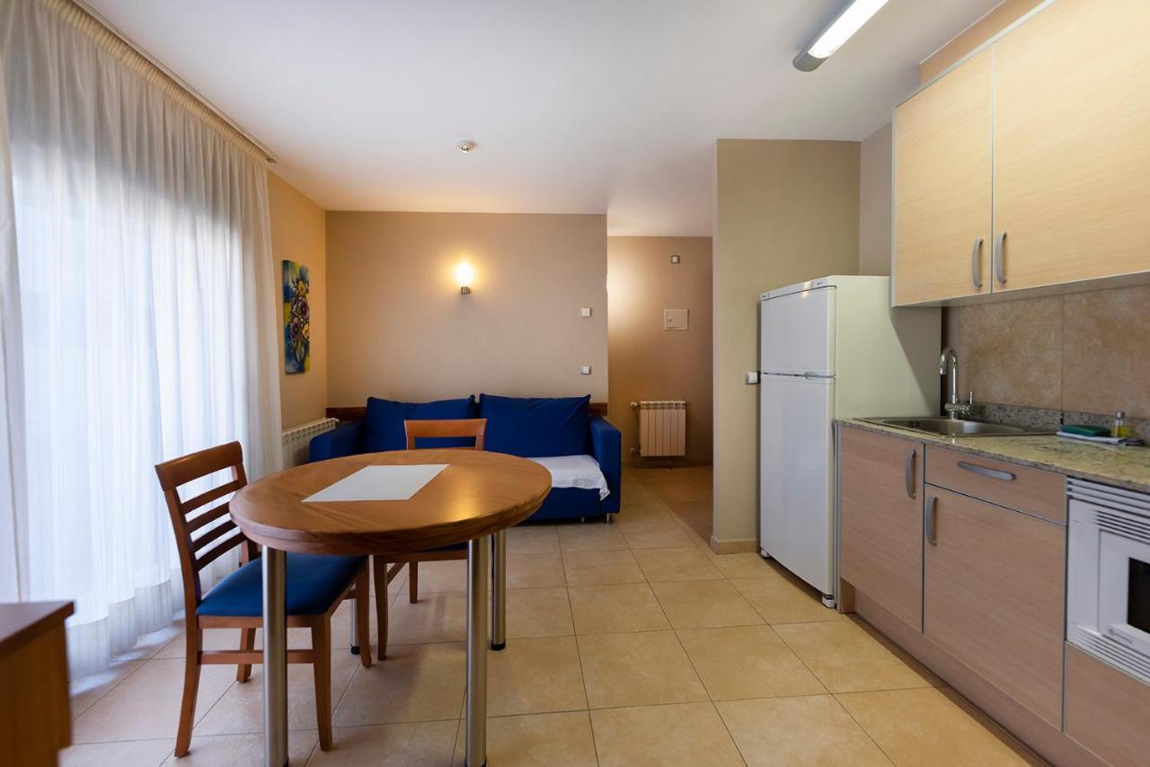 Sant Julià de Lòria Aparthotel Iceberg מראה חיצוני תמונה
