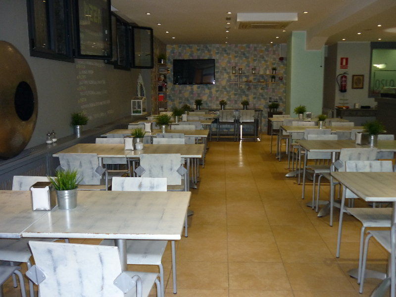 Sant Julià de Lòria Aparthotel Iceberg מראה חיצוני תמונה