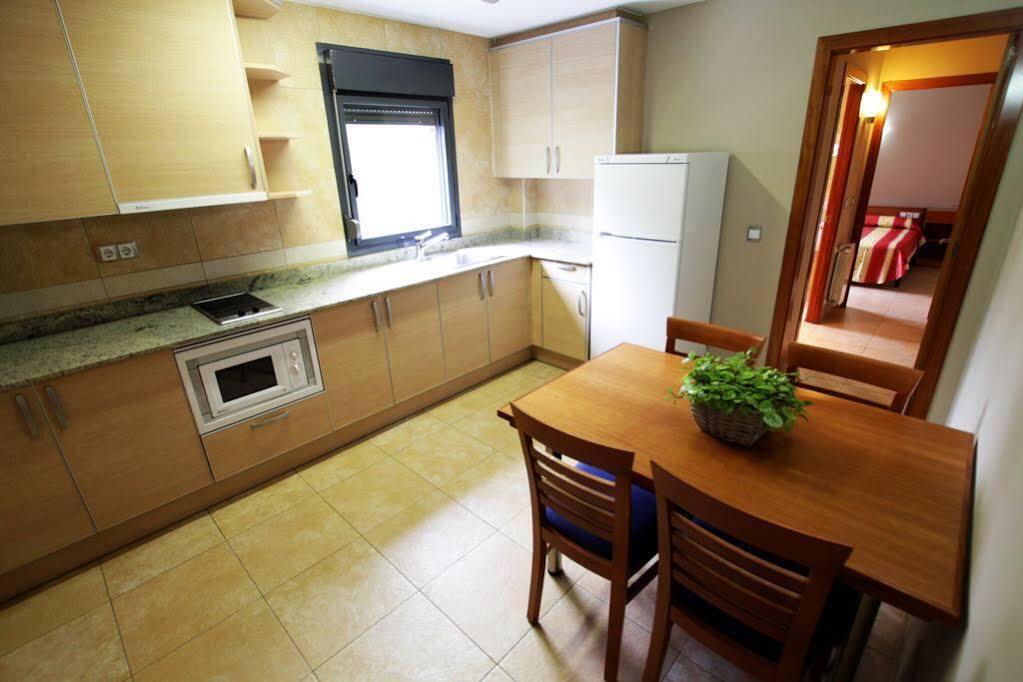 Sant Julià de Lòria Aparthotel Iceberg מראה חיצוני תמונה
